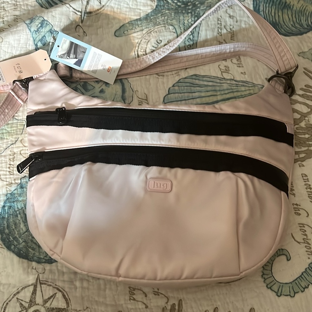 lug Hippy New W/ tags Powder Pink Nylon Crossbody Hip bag RFID Pocket